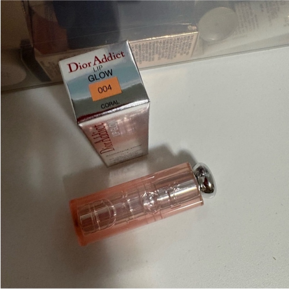 Dior lip Glow #004 - Picture 6 of 10